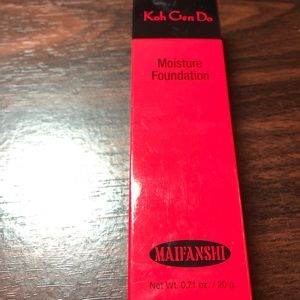 Maifanshi Moisture Foundation shade 012